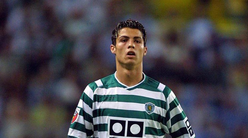 SPORTING LISBON 2001 2003 LONG SLEEVE RONALDO 28 HOME SHIRT (Excellent –  Foot-Jerseys