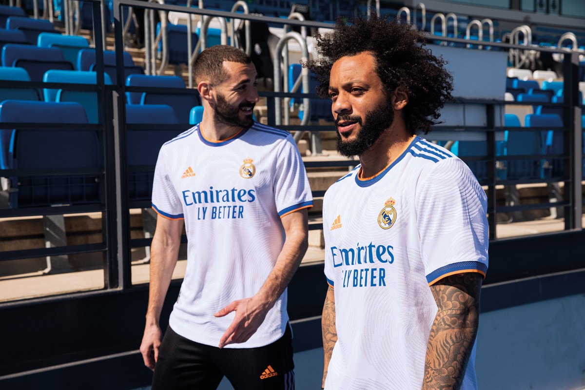 Real Madrid Home jersey 2021/22.jpg
