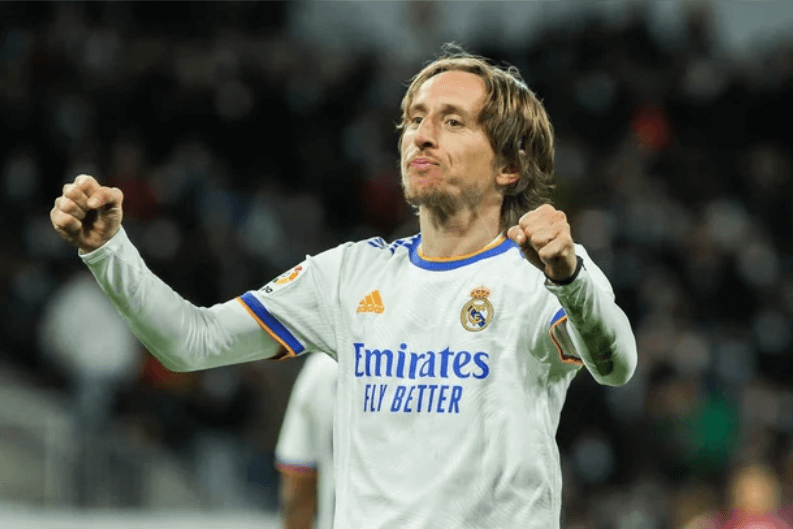 Real Madrid Home Jersey Luka Modrić