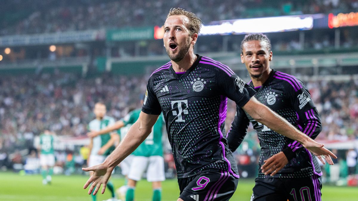 Harry Kane Bayern Munich Away Jersey.jpg